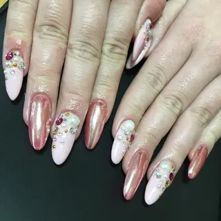 ネイル SHINE NAILのネイルデザイン