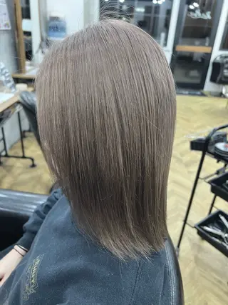 カラー 辻 凜香のヘアスタイル