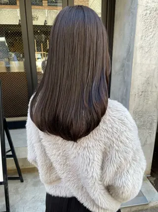 ロング カラー 🩰オリーブ/ ベージュ松本咲花🩰のヘアスタイル