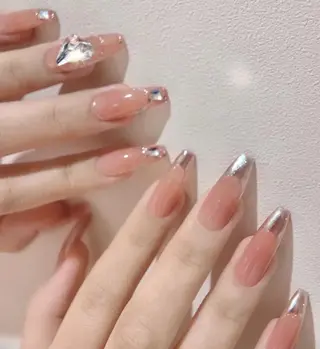 ネイル Queens PUPUのネイルデザイン