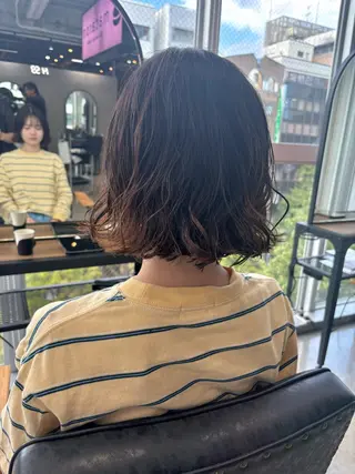 ショート パーマ 伊藤 優花のヘアスタイル