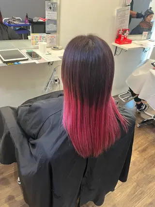 ロング 廣川 真梨乃のヘアスタイル