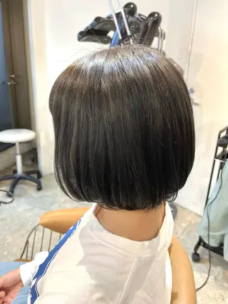 ミディアム カラー うしだ かおるのヘアスタイル