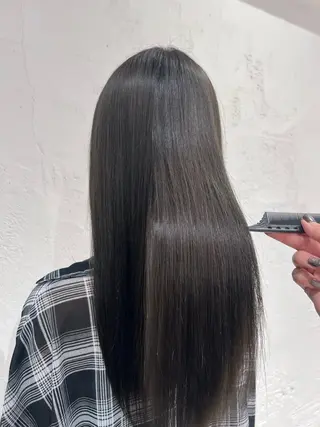 ロング カラー karin🌛ボブ／ 透明感たっぷりカラーのヘアスタイル