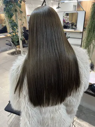 ロング カラー ナチュラルなhair / ヨシダトモキのヘアスタイル