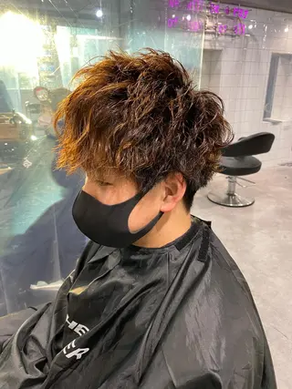 ショート パーマ ヘアアレンジ メンズ Loy所属・メンズヘア特化 パーマ 縮毛矯正🔷のヘアスタイル