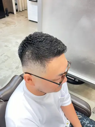 ショート メンズ メンズパーマ特化 カバヤマ　リョウのヘアスタイル