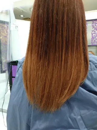 ロング カラー KANAKO .のヘアスタイル