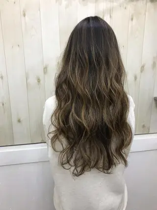 ロング カラー hair living Liko池袋東口店【ヘアーリビング　リコ】所属・🌱透明感カラー☘️ TOYO🌱のヘアスタイル