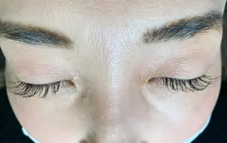 マツエク・マツパ ラルース所属・ラルース ヘアのマツエク・マツパデザイン