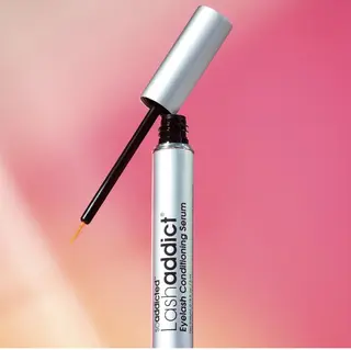 マツエク・マツパ 棚橋 光海のヘアスタイル