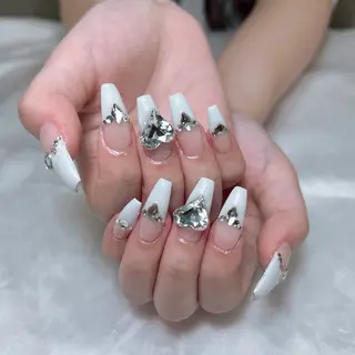 ネイル ALPHA. AKANEのネイルデザイン