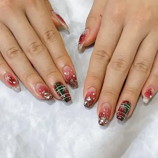 ネイル Ellenail名古屋所属・伊藤 愛のネイルデザイン