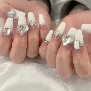 ネイル MODA MANAMIᵕ̈のネイルデザイン