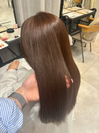 ミディアム view osaka / annaのヘアスタイル