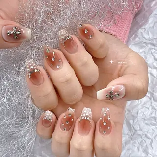 ネイル RINA 🤍のネイルデザイン