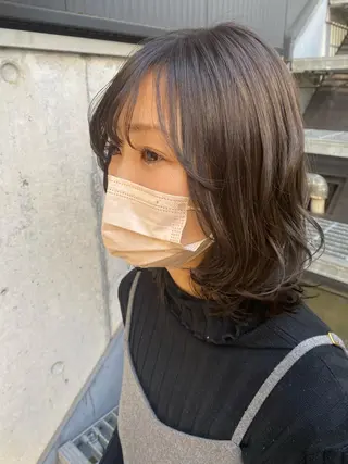 ミディアム 勝沼 佑季のヘアスタイル