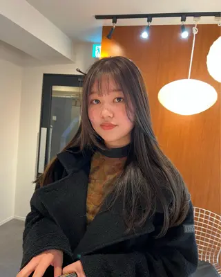 ロング Hz/金子 亮/レイヤーカットのヘアスタイル