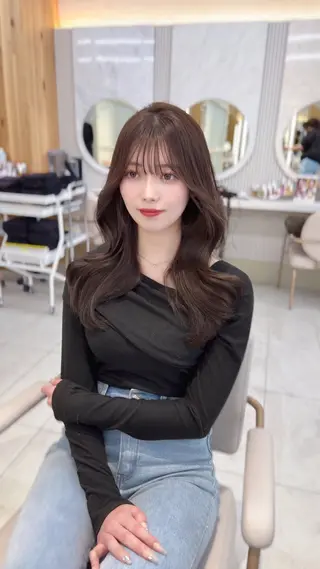 ロング レイヤーカット/ 顔まわり/アオイのヘアスタイル