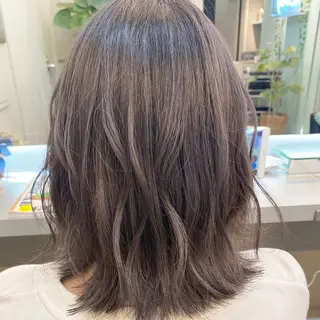 ショート カラー 岡野 静華のヘアスタイル