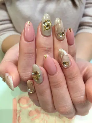 ネイル Nest 三田のマツエク・マツパデザイン