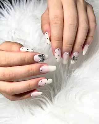 ネイル オーロラ所属・YUI nailのネイルデザイン