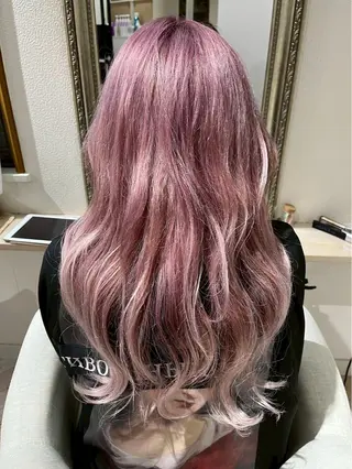 ロング カラー 山本 優音のヘアスタイル