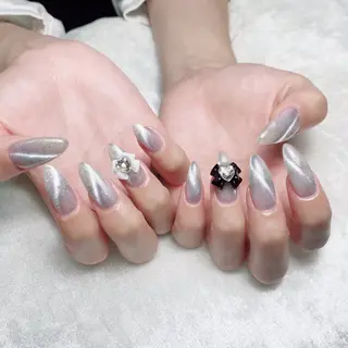 ネイル Airis所属・Airis aiのネイルデザイン