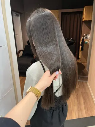 ロング パーマ 🪽髪質改善ストレー ト🤍美羽🤍のヘアスタイル