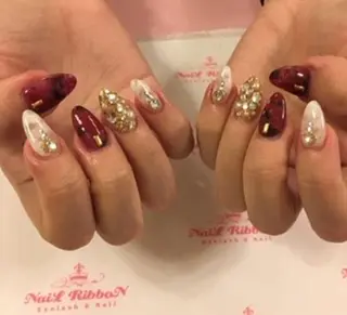 ネイル ネイルリボン 受付スタッフのネイルデザイン