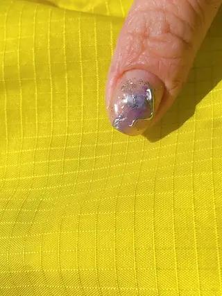 ネイル nailsalon　hue所属・小山 羽奈のネイルデザイン