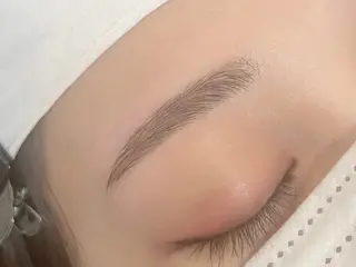 アイブロウ Blanche 中島所属・Blanche 中島店のマツエク・マツパデザイン