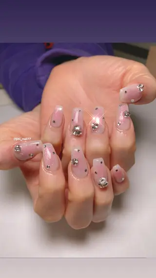 ネイル JINI NAIL所属・ジニ ネイルのネイルデザイン