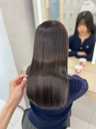 セミロング カラー レイヤー×韓国 🇰🇷鈴木啓太のヘアスタイル