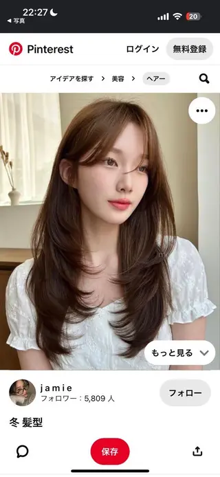 ロング カラー 曲がる縮毛矯正 センターパートのヘアスタイル