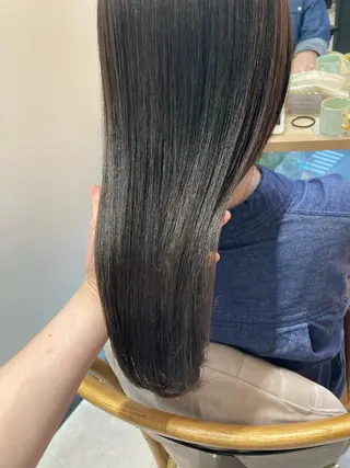 ロング ✨色持ちの良い艶 カラー✨蟹江真世のヘアスタイル