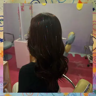 セミロング カラー Miju💖派手髪/ ティンセル/エクステのヘアスタイル