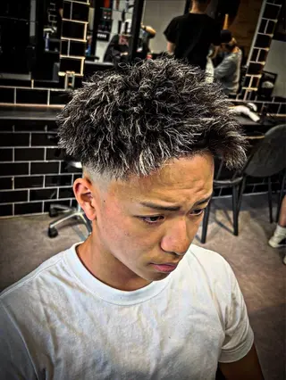 ショート カラー パーマ ヘアアレンジ メンズ men'slapis YUTOのヘアスタイル