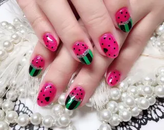 ネイル マジックミラー所属・マジック ミラーのネイルデザイン