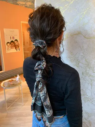 セミロング REVE所属・TAKU 美容師のヘアスタイル