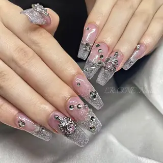 ネイル LR.ONE ヨウのネイルデザイン