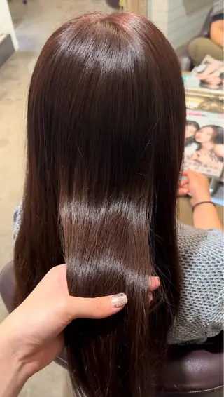 カラー コンドウ マナミのヘアスタイル