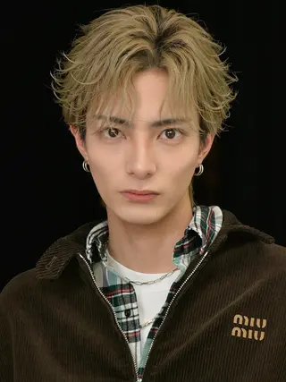 ショート カラー パーマ ヘアアレンジ メンズ サロウィン所属・飯田 とうまのヘアスタイル