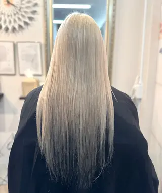 ロング カラー nail＆eyelash　unjour所属・Unjour Kanaのヘアスタイル