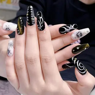 ネイル Queens PUPUのネイルデザイン