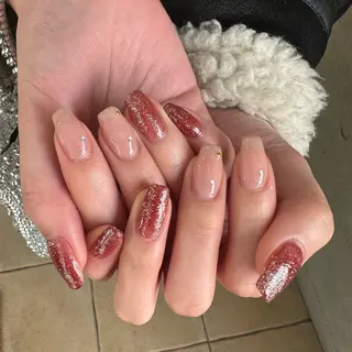 ネイル MARIE NAILS 大阪梅田店所属・藤原 舞衣のネイルデザイン