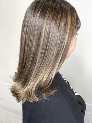 セミロング カラー ヘアアレンジ memento 斎藤大覚のヘアスタイル