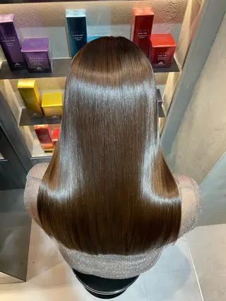 セミロング 半個室サロンyoures hair 髪質改善トリートメント東新宿店所属・榊原竜弥 髪質改善/美髪作りのヘアスタイル