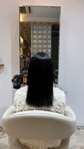 ロング 佐藤 優里のヘアスタイル