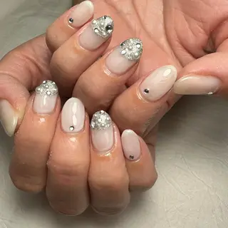 ネイル 駒月 明日香の眉毛・アイブロウイメージ